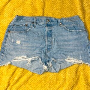 Levi’s 501® ORIGINAL FIT HIGH RISE WOMEN'S SHORTS